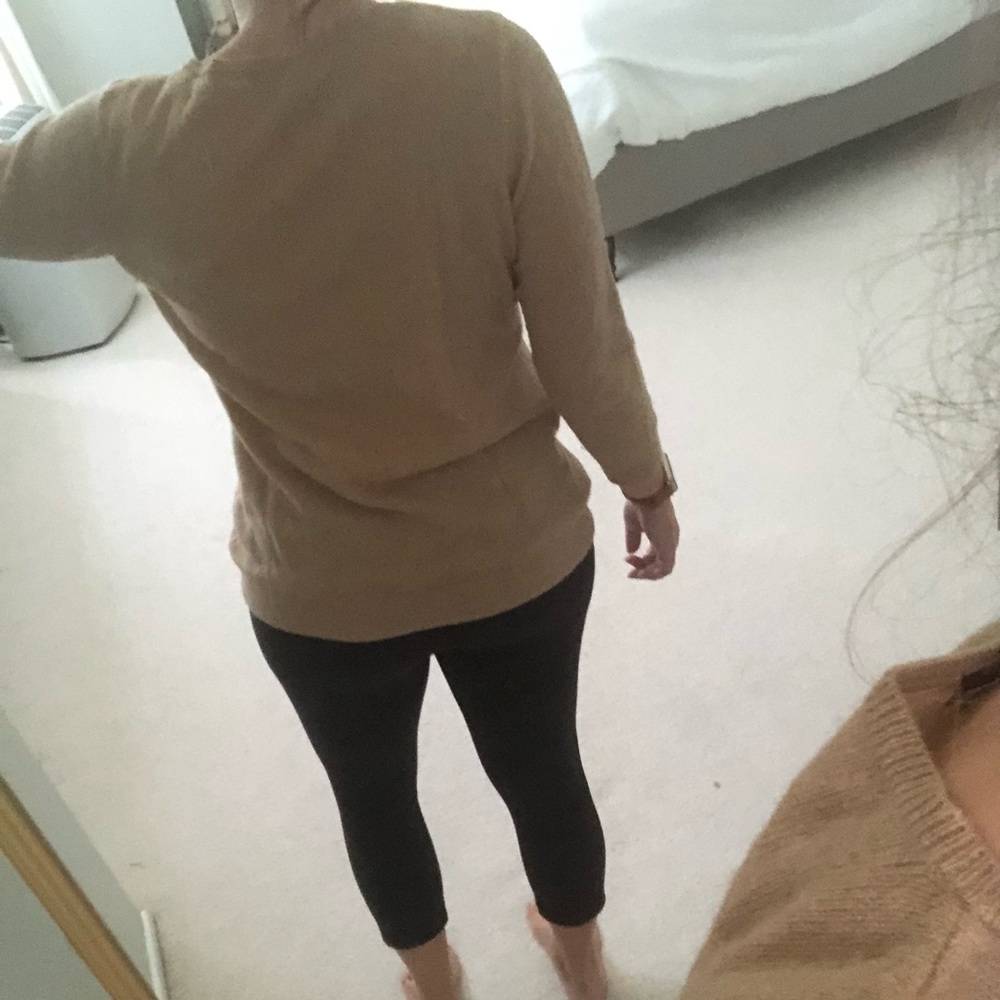 Ann Taylor cashmere sweater - Picture 2 of 6